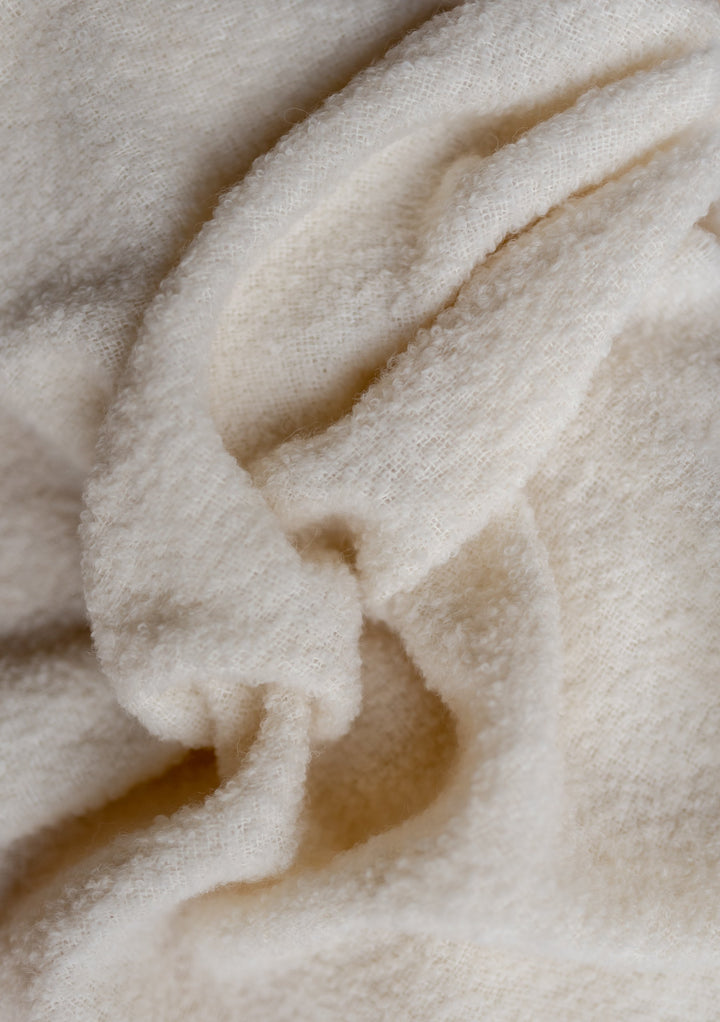 Übergroßer Alpaka-Schal in Creme 