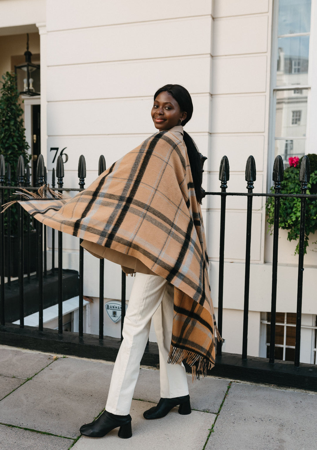 Lambswool Wrap in Camel Oversized Check