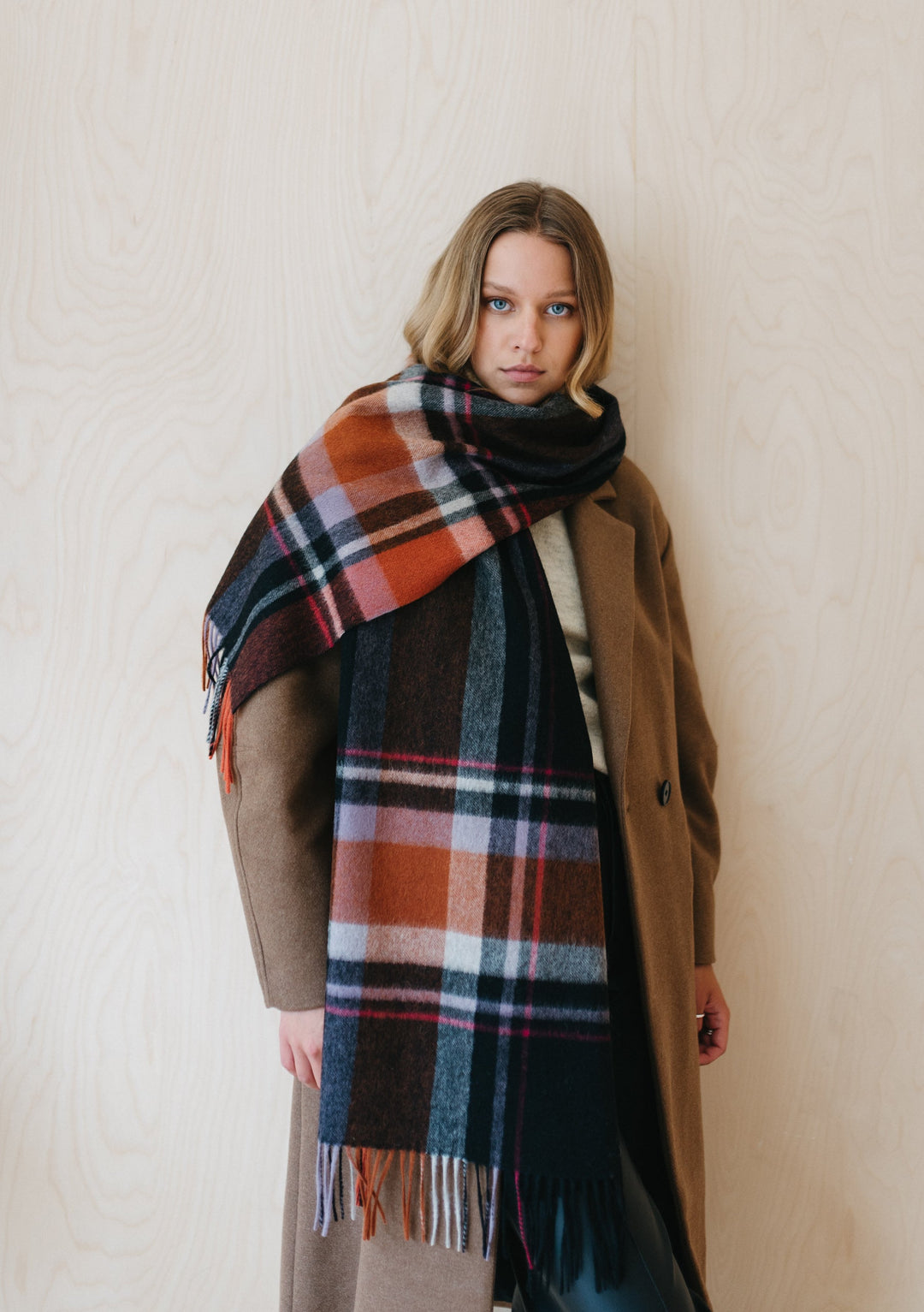 Lambswool Oversized Scarf in Black Bold Check