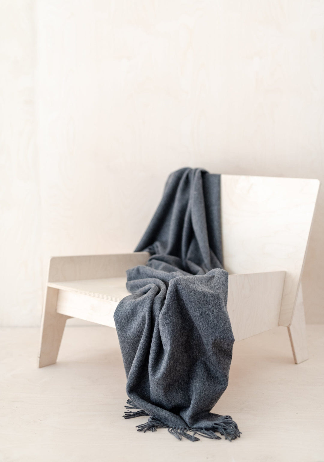 Lambswool Small Blanket in Charcoal Melange