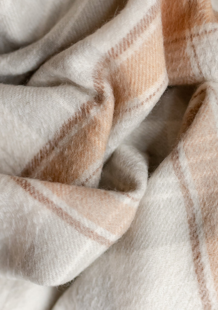 Sample Sale Cashmere Blanket in Cream Rustic Check