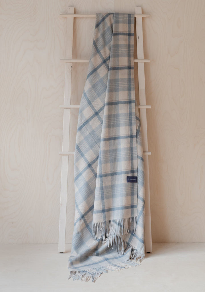 Sample Sale Cashmere Blanket in Pebble Rustic Check