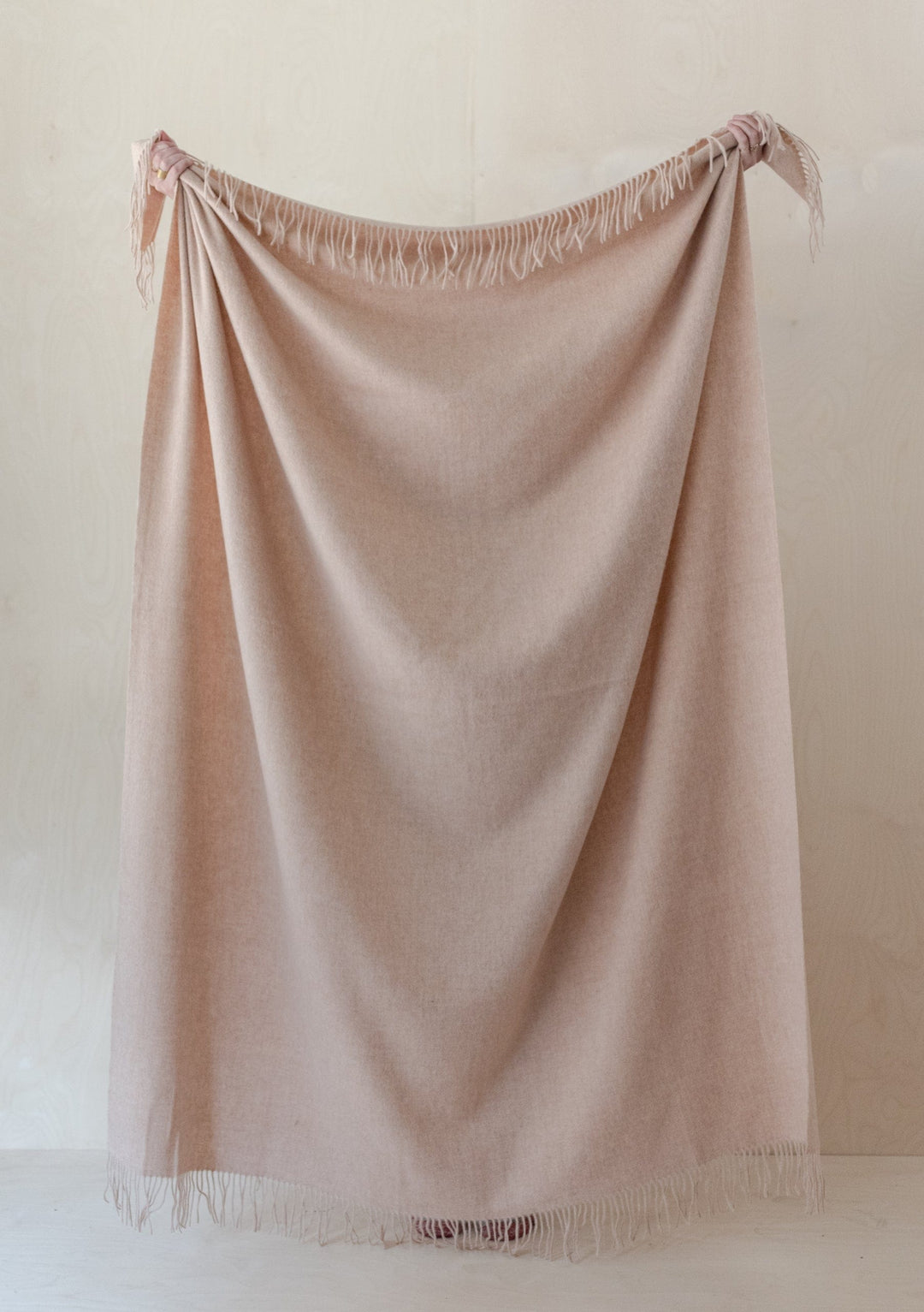 Sample Sale Cashmere Blanket in Sand Melange