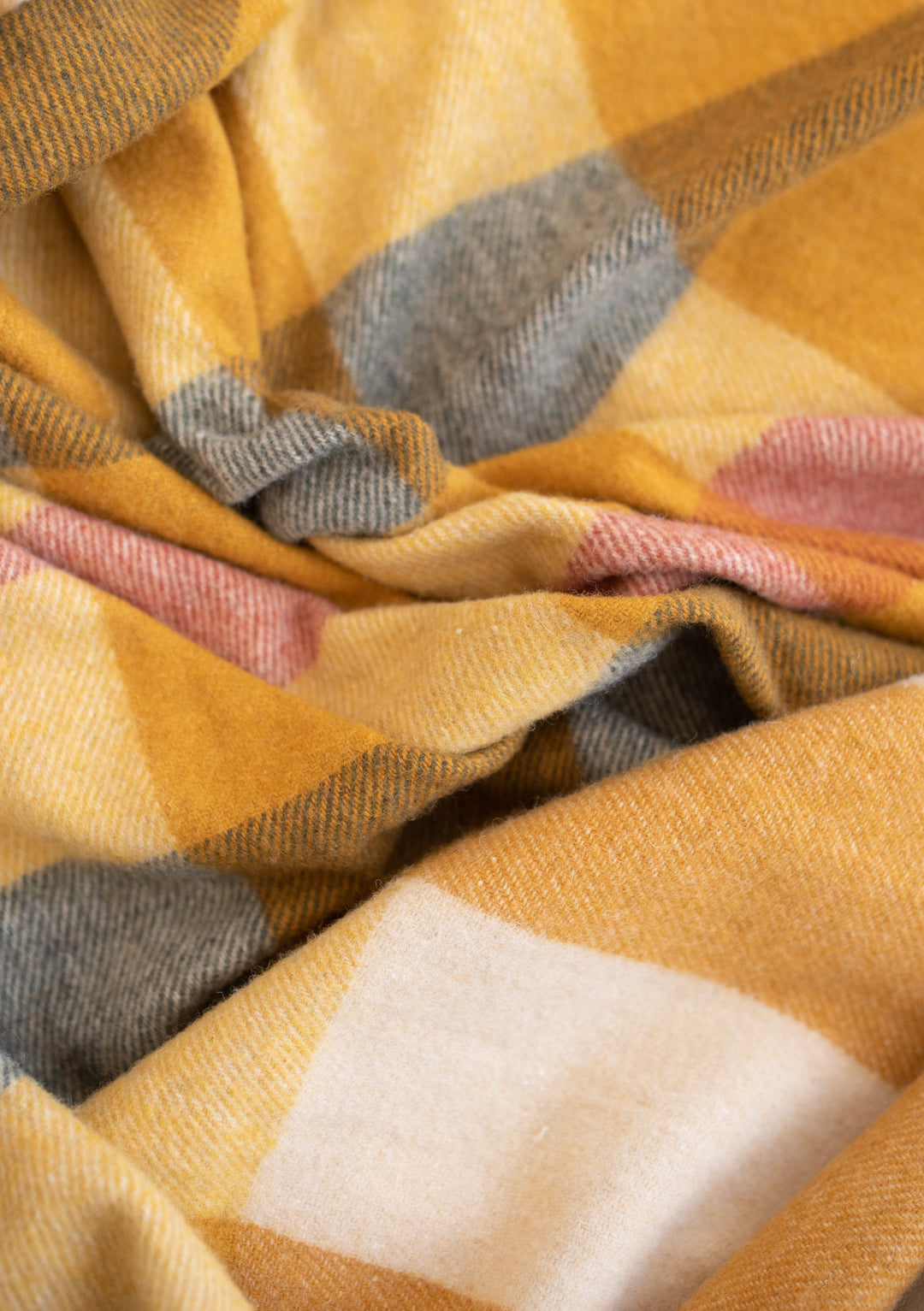 TBCo x Banjo Recycled Wool Picnic Blanket in Golden Stripe Check