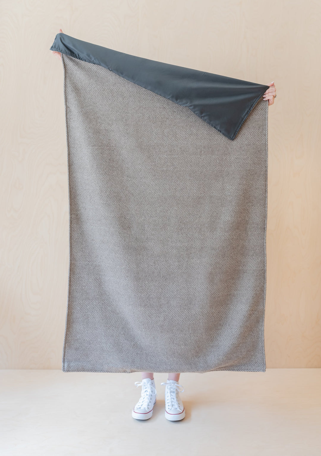 Recycled Wool Small Picnic Blanket in Natural Herringbone