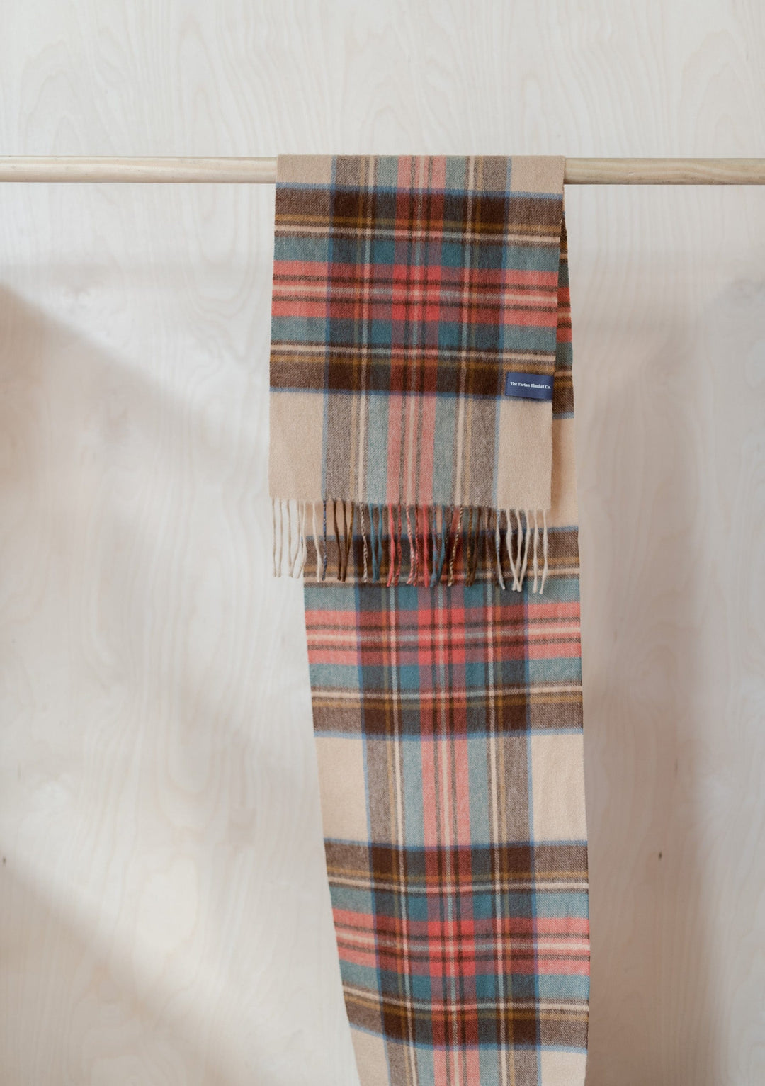 Écharpe en laine d'agneau en robe Stewart Tartan antique