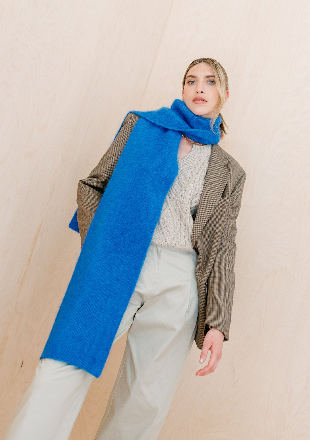 Schal aus Mohair und Wolle in Blau
