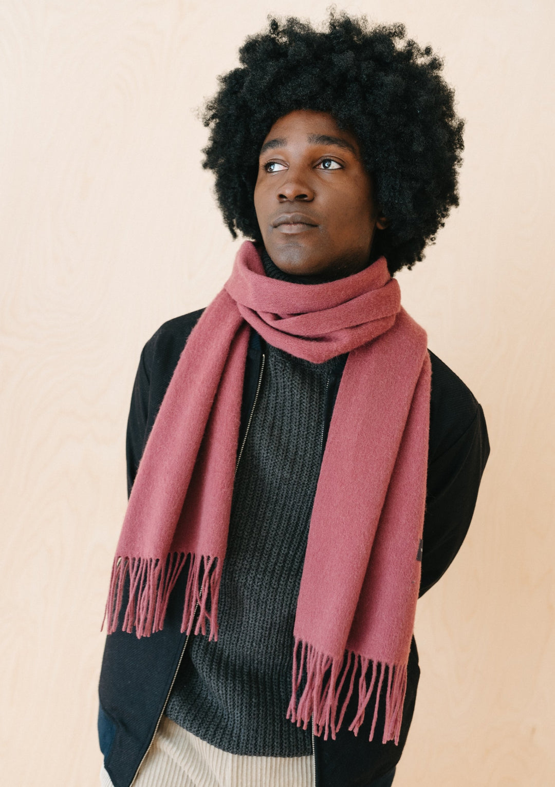 Men's Lambswool Scarf in Mulberry