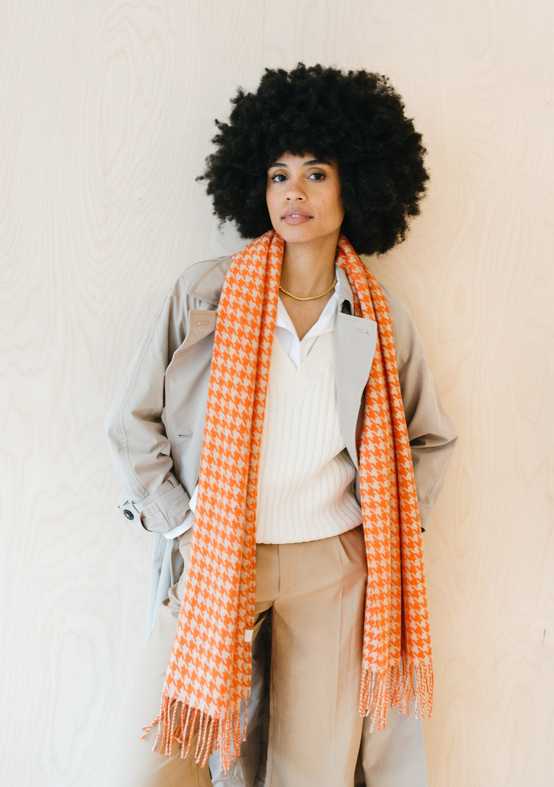 Lambswool Oversized Scarf in Orange Houndstooth