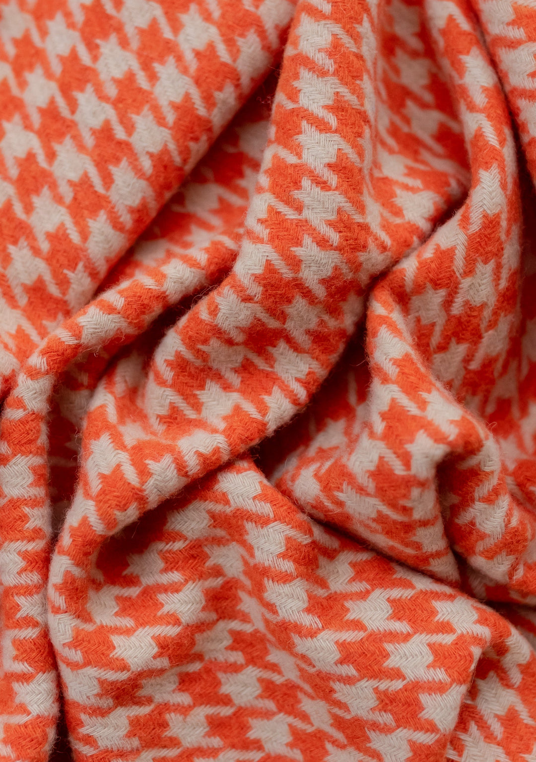 Lambswool Oversized Scarf in Orange Houndstooth