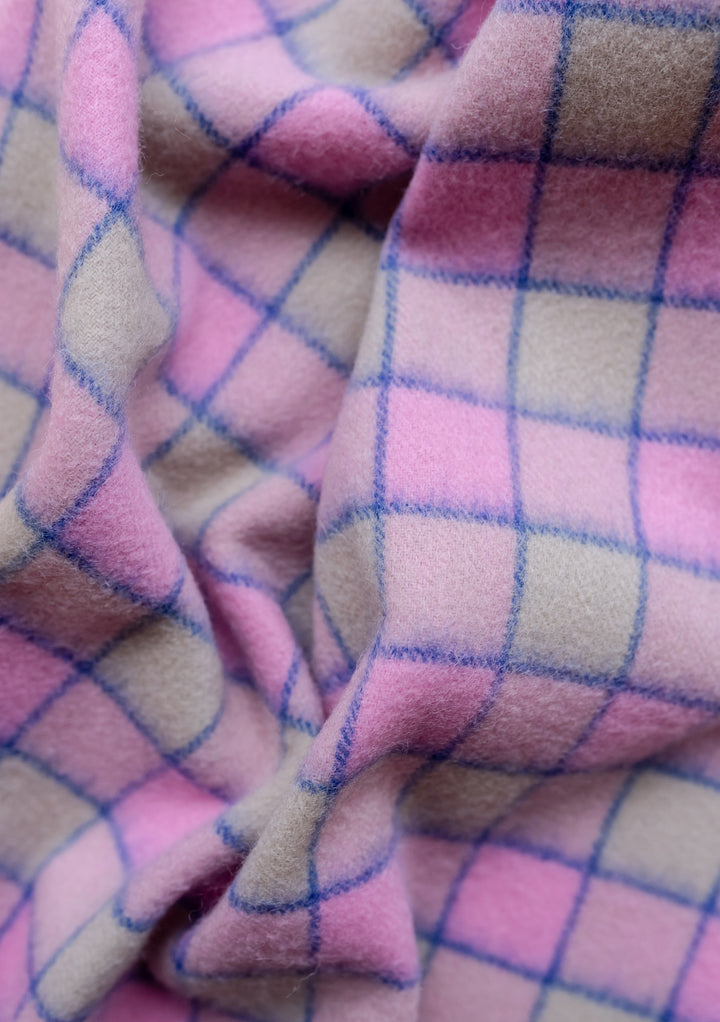 Übergroßer Schal aus Lammwolle mit rosa Gingham-Muster 