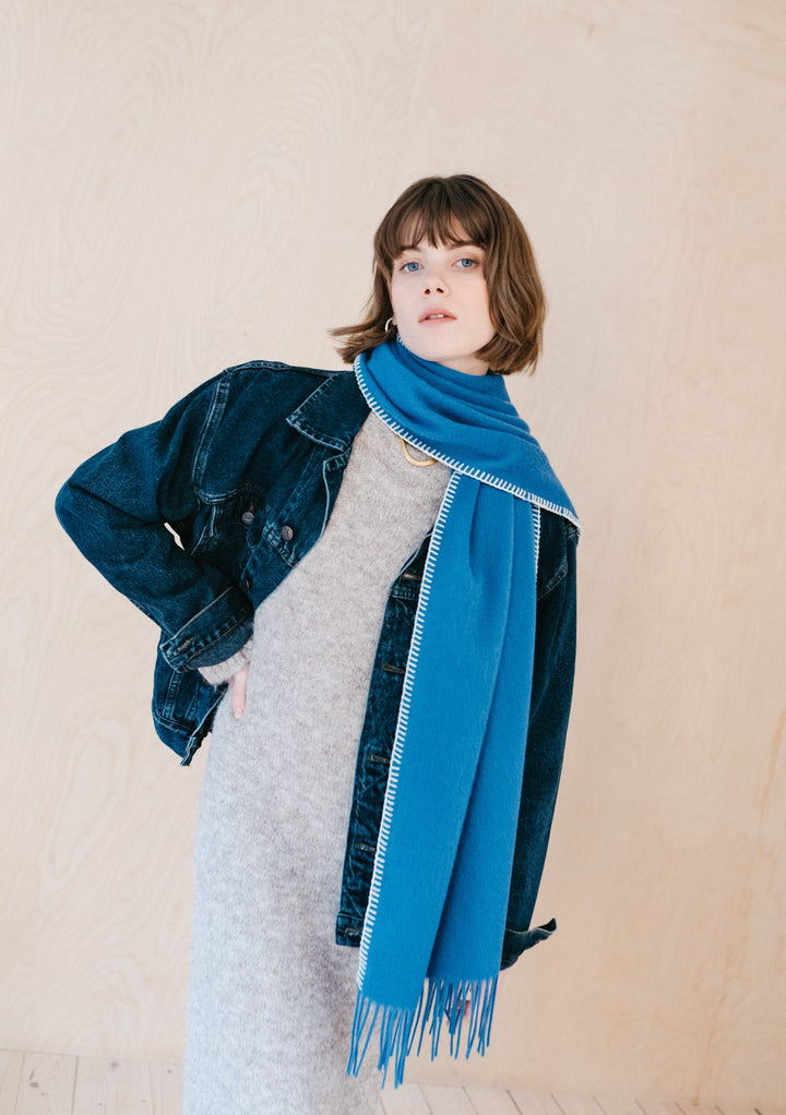 Lambswool Oversized Scarf in Blue Stitch