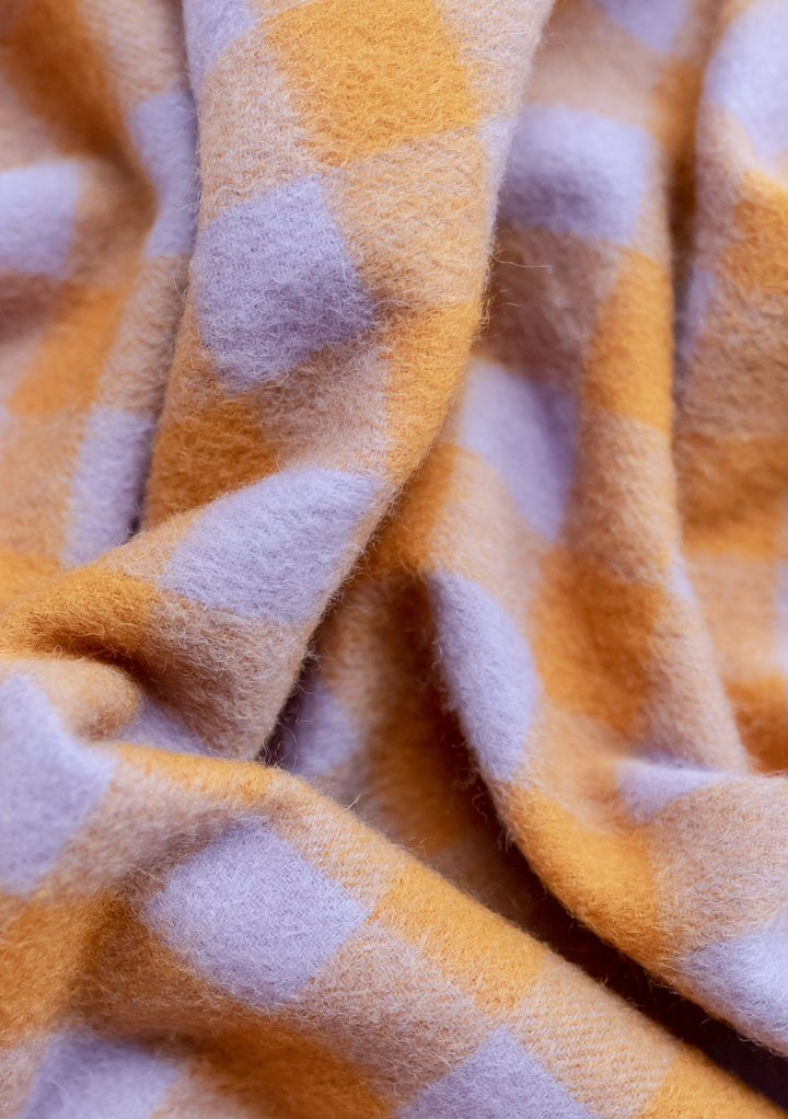 Écharpe couverture en laine d'agneau en vichy ambre