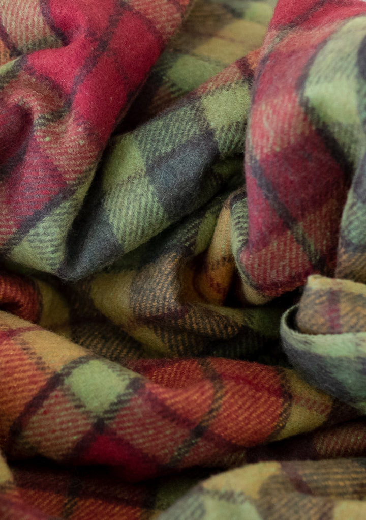 Couverture de pique-nique en laine recyclée en tartan d’automne Buchanan